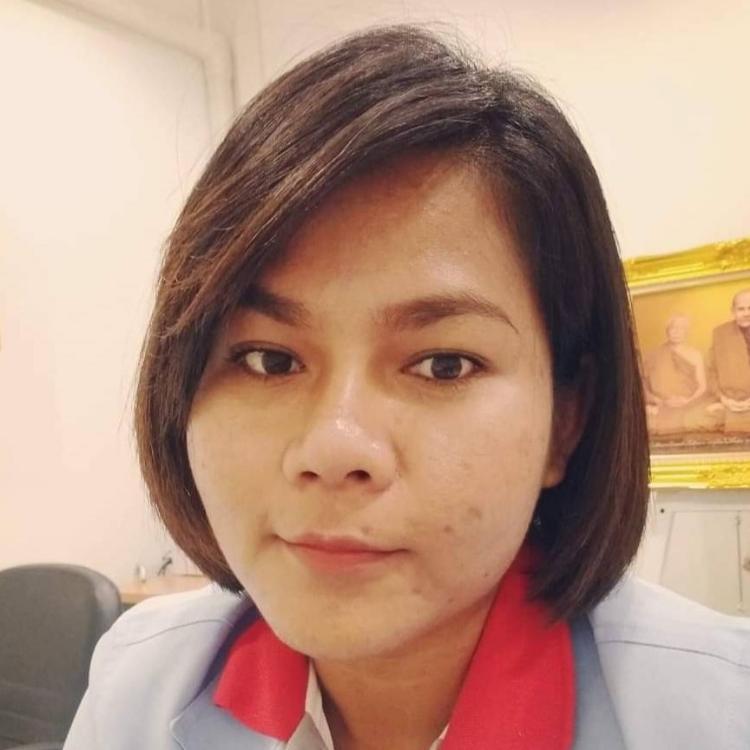 รูปโปรไฟล์ของ อ้อม สาธิญา พยากรณ์