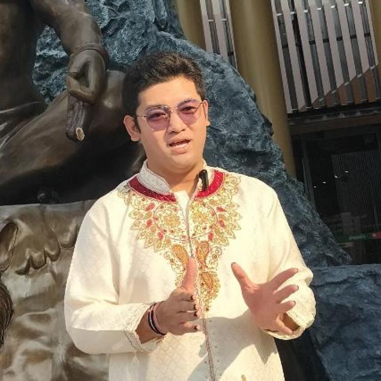 รูปโปรไฟล์ของ อ.ปาร์ค ฮินดูพยากรณ์