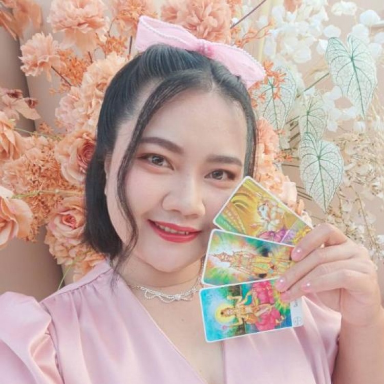 รูปโปรไฟล์ของ ธนิดา พรหมญาณ