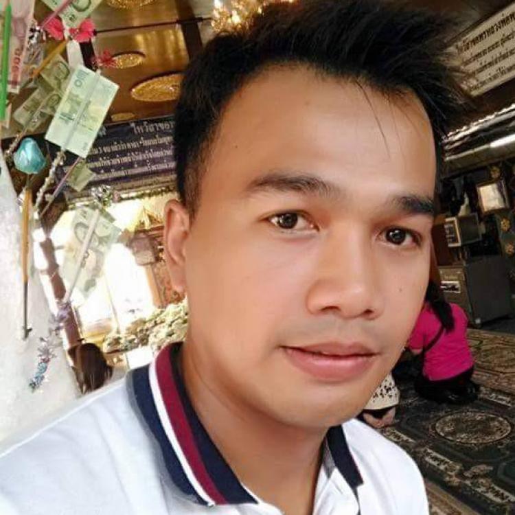 รูปโปรไฟล์ของ ใบไม้ เปิดชะตา