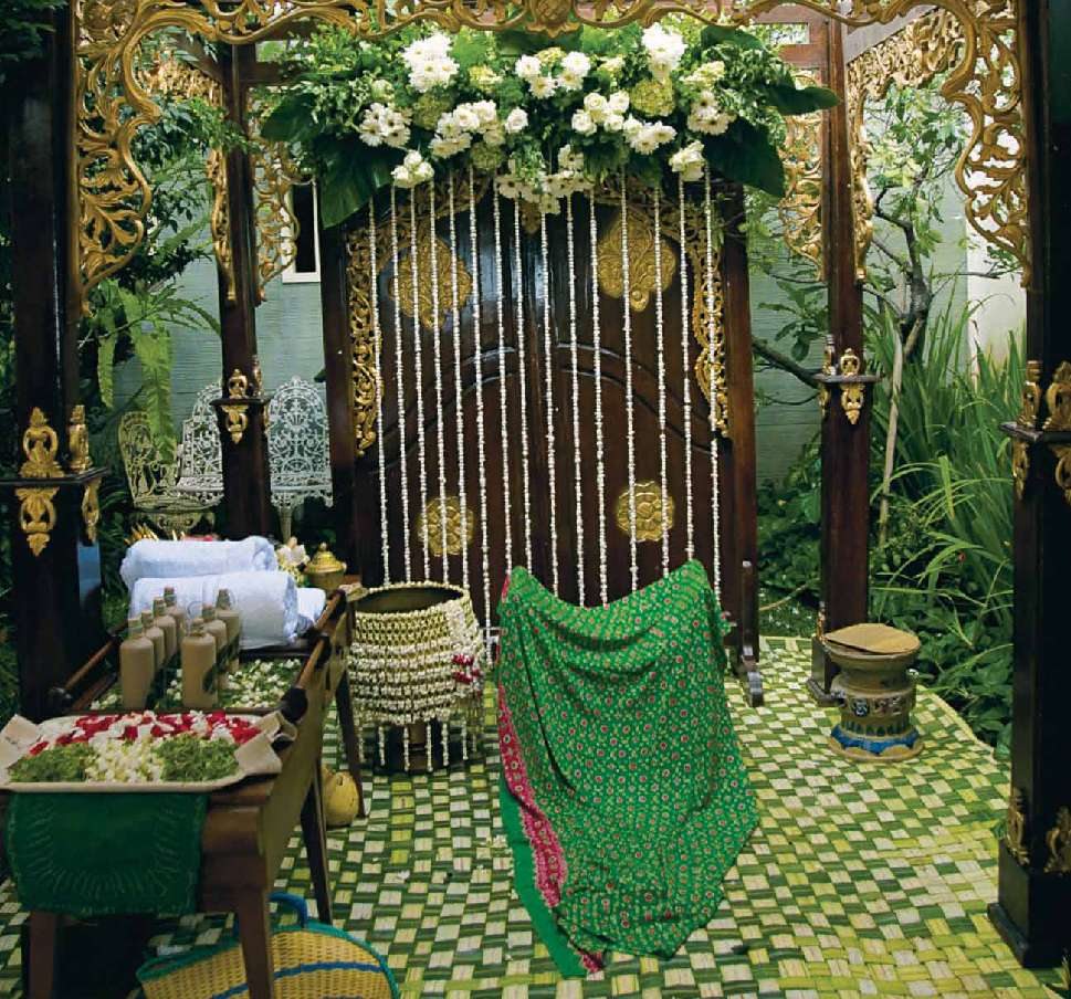 Jual Buku Pengantin Solo Putri & Basahan oleh Martha 