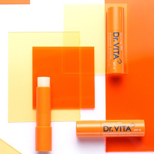 Daycell Son dưỡng môi chống tia cực tím Dr. Vita Vitamin Lip Treat SPF 15 3.6g Daycell Son dưỡng môi chống tia cực tím Dr. Vita Vitamin Lip Treat SPF 15 3.6g