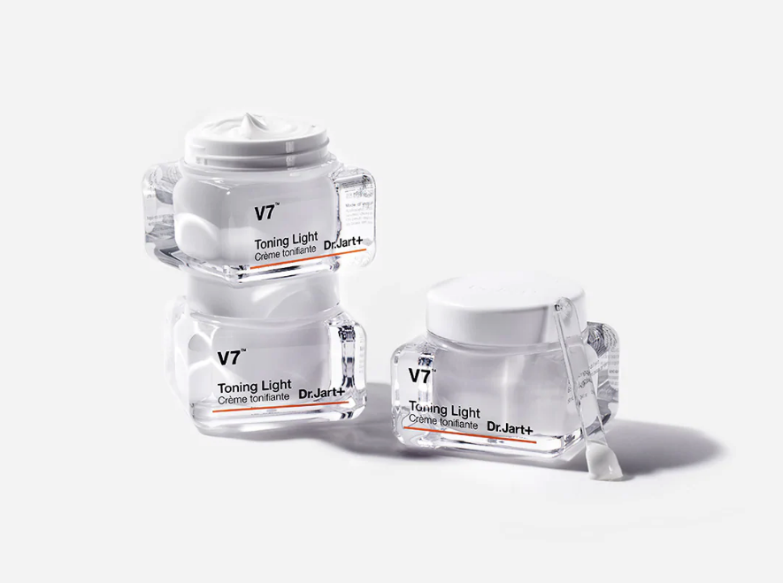 Dr. Jart Kem dưỡng trắng da V7 Toning Light 50ml Dr. Jart Kem dưỡng trắng da V7 Toning Light 50ml