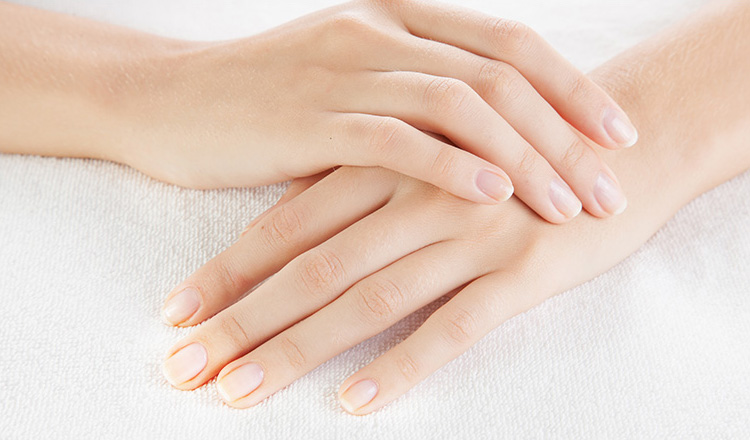 Innisfree Sơn dưỡng Nail Top Coat 6ml Innisfree Sơn dưỡng Nail Top Coat 6ml