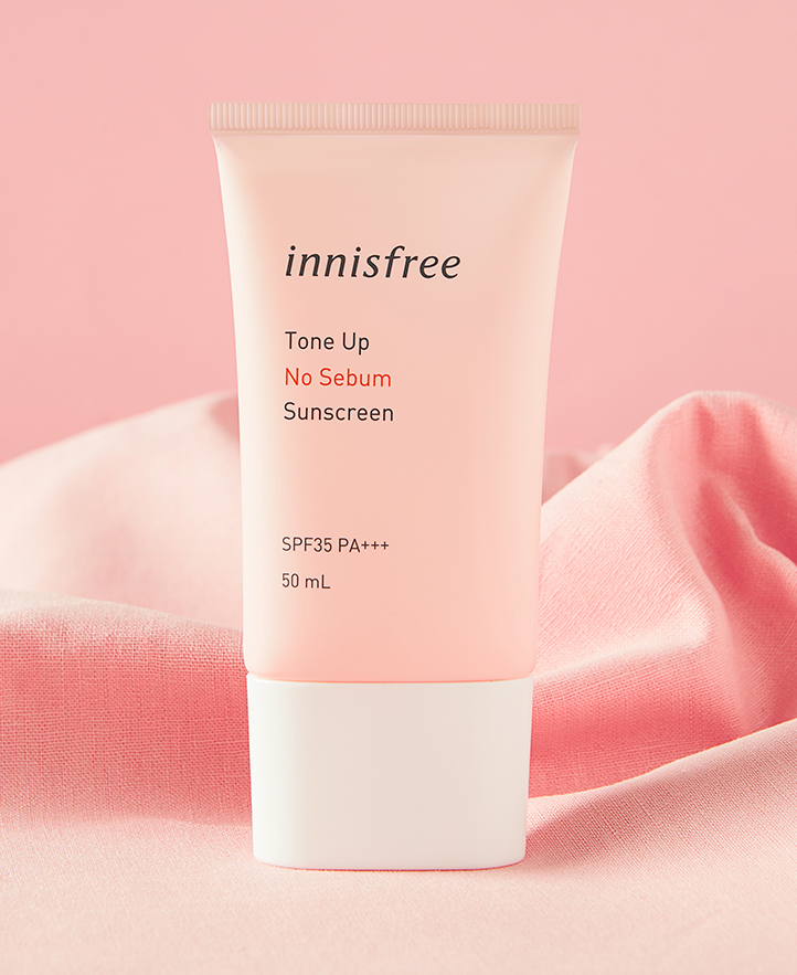 Innisfree Kem chống nắng nâng tông Tone Up No Sebum Sunscreen SPF35 PA+++ 50ml Innisfree Kem chống nắng nâng tông Tone Up No Sebum Sunscreen SPF35 PA+++ 50ml