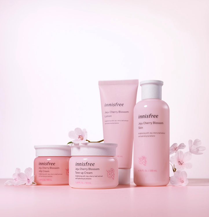 Innisfree Bộ dưỡng nâng tone & dưỡng ẩm trắng da (tặng kèm 4 sample) Innisfree Bộ dưỡng nâng tone & dưỡng ẩm trắng da (tặng kèm 4 sample)