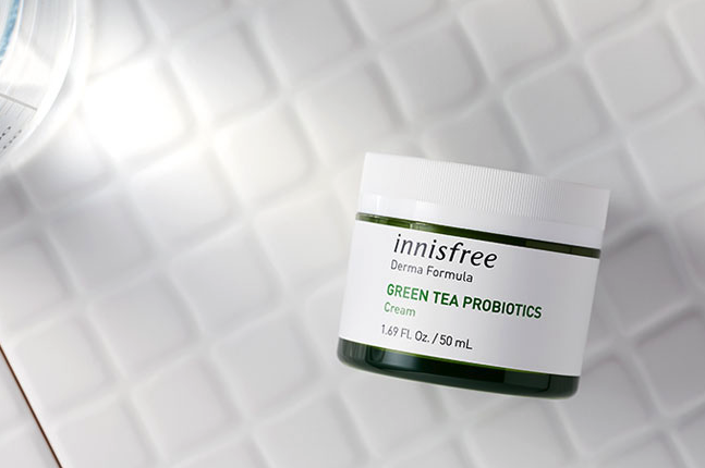 Innisfree Kem dưỡng ẩm Derma Formula Green Tea Probiotics 50ml Innisfree Kem dưỡng ẩm Derma Formula Green Tea Probiotics 50ml