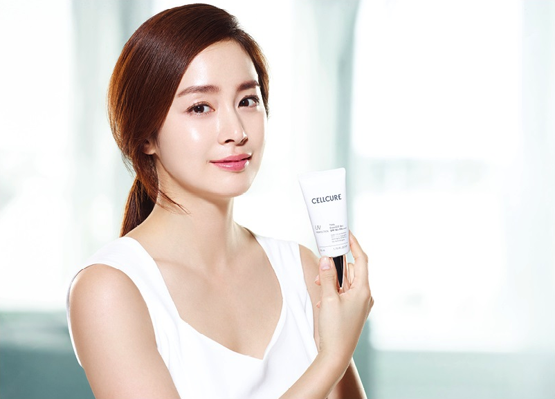 Cellcure Kem chống nắng dưỡng essence UV Perfection Daily Essence Sun EX 50ml Cellcure Kem chống nắng dưỡng essence UV Perfection Daily Essence Sun EX 50ml
