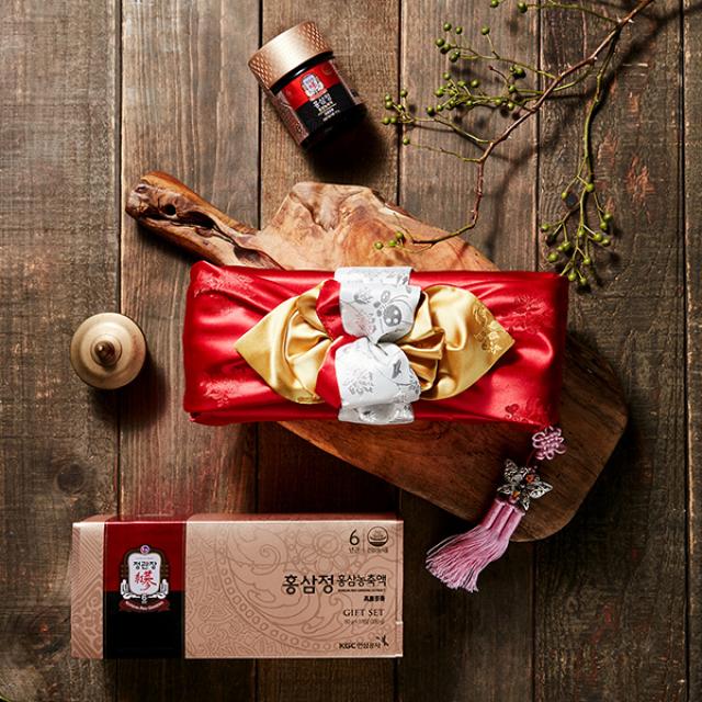 KGC Hongsamjeong Balance Gift Set: Red Ginseng Extract 110g x 3p KGC Hongsamjeong Balance Gift Set: Red Ginseng Extract 110g x 3p