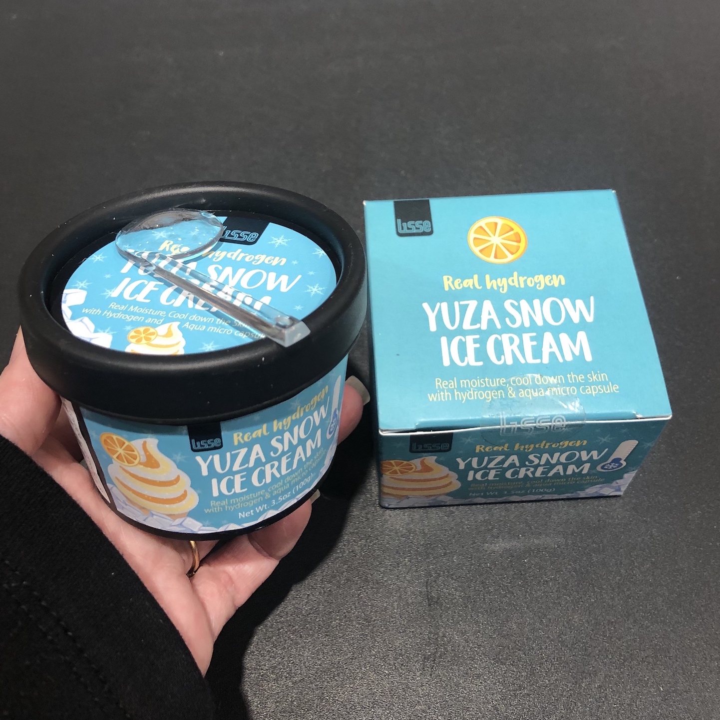 Lisse Kem tuyết 100g Lisse Kem tuyết 100g