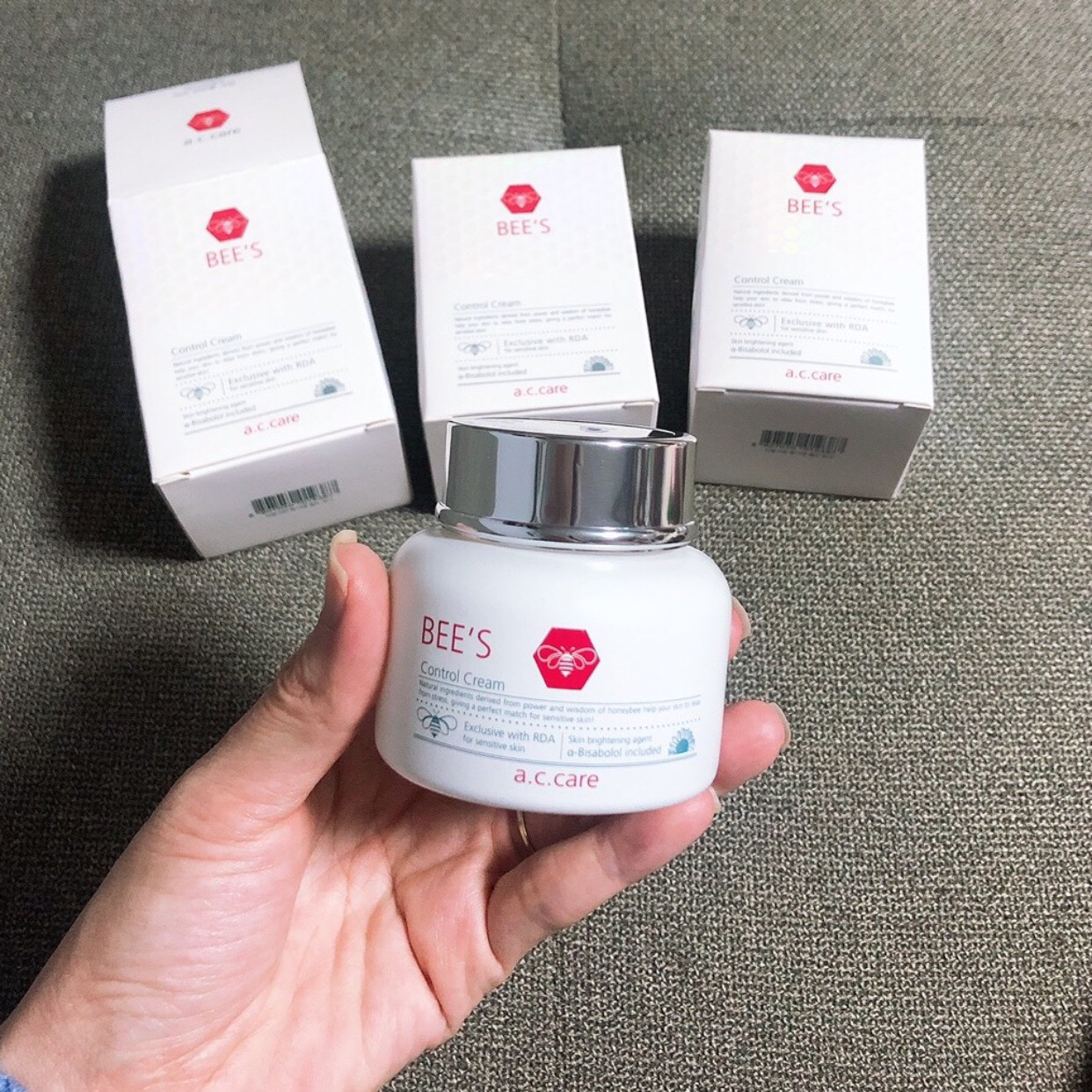 A.C.Care Kem dưỡng trắng - trị thâm nám Bee's Control Cream 50ml A.C.Care Kem dưỡng trắng - trị thâm nám Bee's Control Cream 50ml