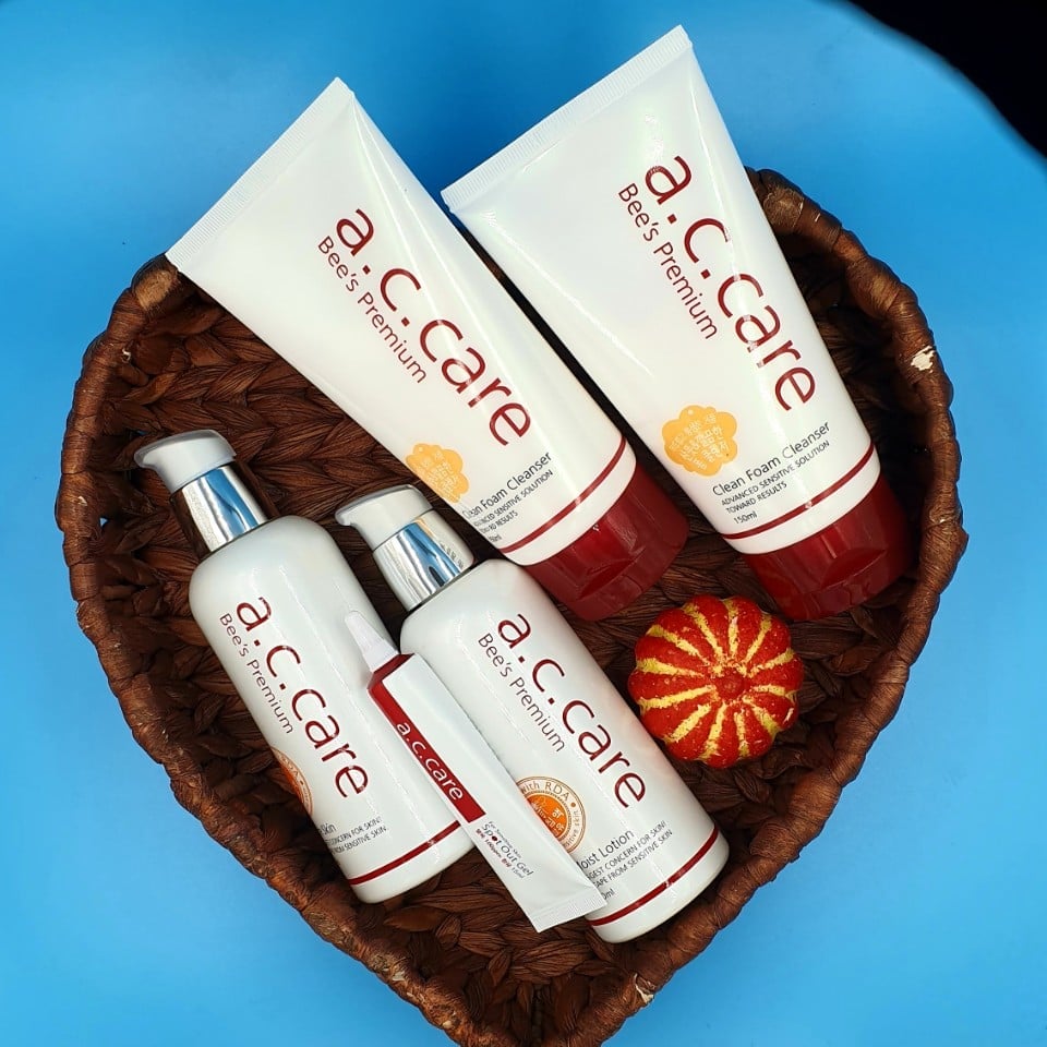 A.C.Care Sữa rửa mặt trị mụn từ nọc ong Bee's Premium 150ml x 2 A.C.Care Sữa rửa mặt trị mụn từ nọc ong Bee's Premium 150ml x 2