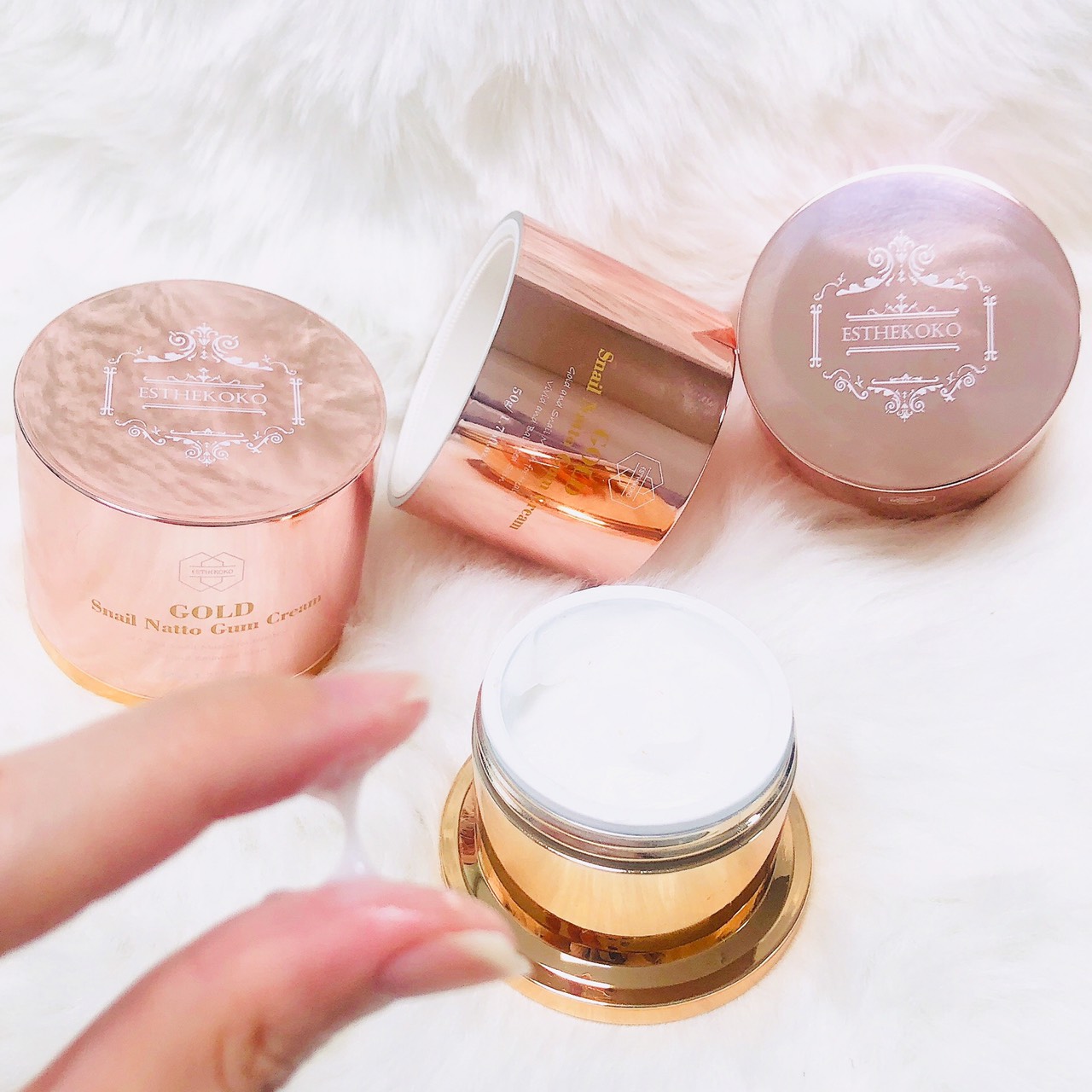 Esthekoko Kem natto ốc sên vàng 24K 50ml Esthekoko Kem natto ốc sên vàng 24K 50ml