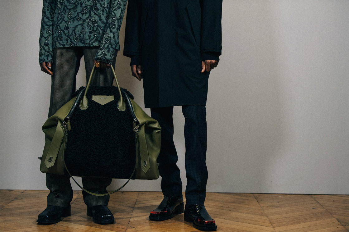 givenchy antigona singapore