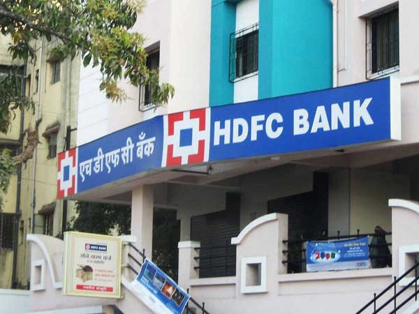 HDFC Bank hikes deposit rates; BoB raises lending rate HDFC Bank hikes deposit rates; BoB raises lending rate