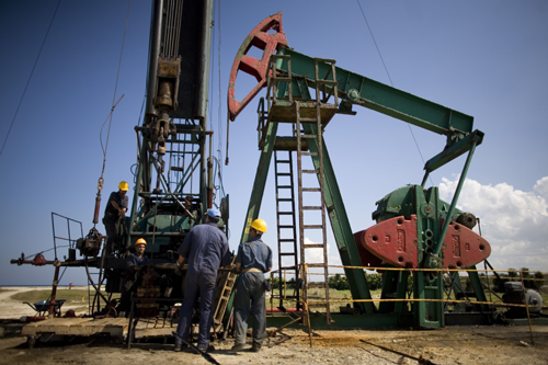 Fiscal incentives for projects to improve oil recovery Fiscal incentives for projects to improve oil recovery