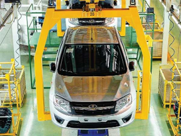 Tepid demand forces carmakers to slash production 21% Tepid demand forces carmakers to slash production 21%