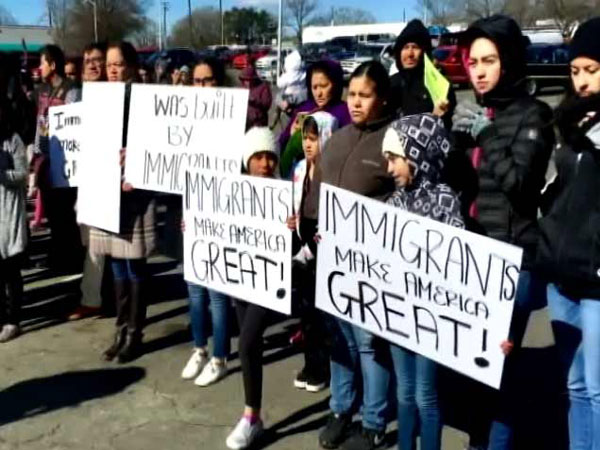 US panel puts minimum pay rider on H1-B visa, Nasscom upset US panel puts minimum pay rider on H1-B visa, Nasscom upset
