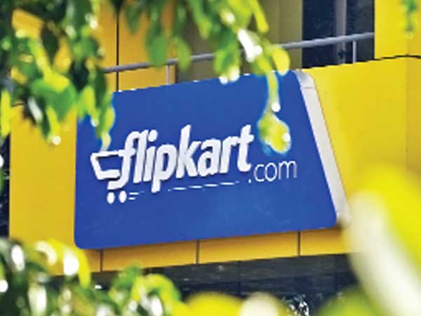 E-COM POSTER BOY FLIPKART STARES AT MASS EXODUS E-COM POSTER BOY FLIPKART STARES AT MASS EXODUS