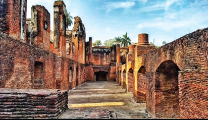 Lucknow—a city steeped in history Lucknow—a city steeped in history