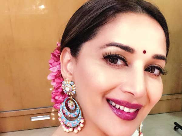 Madhuri Dixit replaces Sridevi in Abhishek Varman’s next, Janhvi kapoor thanks actor Madhuri Dixit replaces Sridevi in Abhishek Varman’s next, Janhvi kapoor thanks actor