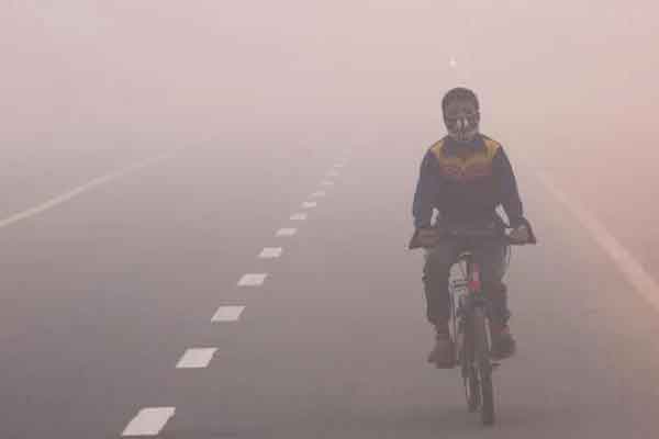 ‘Poor’ Delhi air may lead to parking fee hike ‘Poor’ Delhi air may lead to parking fee hike