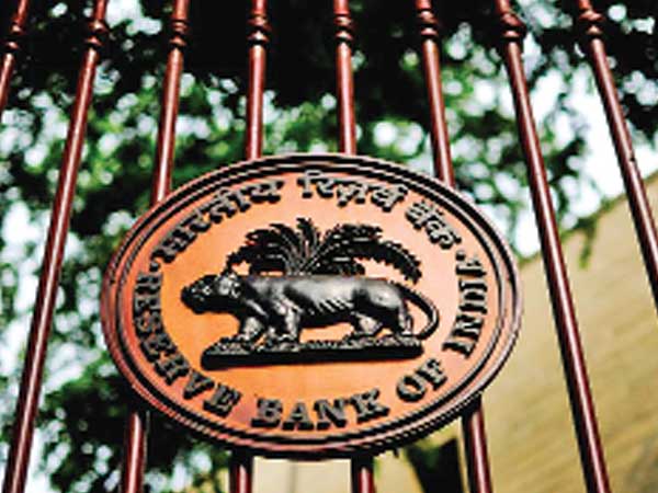 RBI allows banks to spread out bond losses in 4 quarters