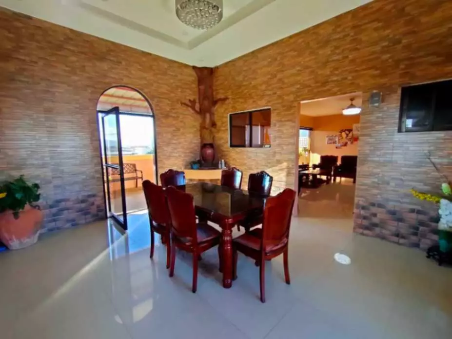 FOR SALE: COMMERCIAL BUILDING - photo 4