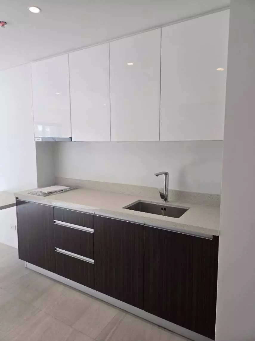 For Sale: Studio Unit at Tambuli, Mactan – Great Pools and Beach Access - photo 2