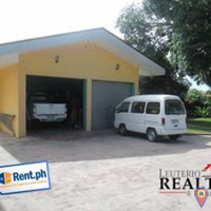 Bungalow House For Rent In Liloan Cebu With Swimming Pool Filipino Homes