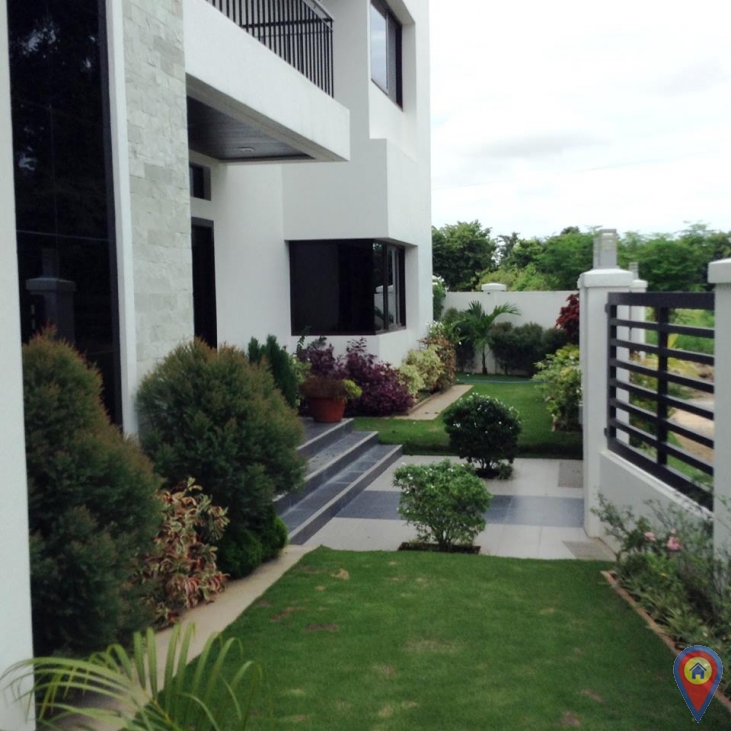 Modern Design House And Lot For Sale Inside Pueblo Golf Estates