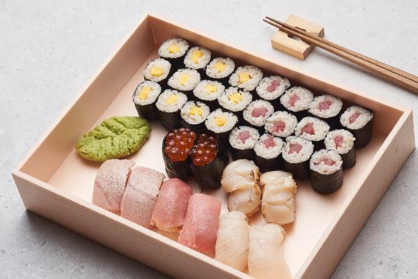 Sushi & Sashimi