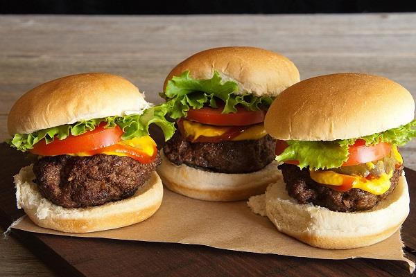 BURGERS & SANDWICHES