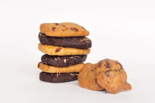 SIGNATURE HANDMADE COOKIES