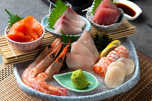 Sashimi/ Salad
