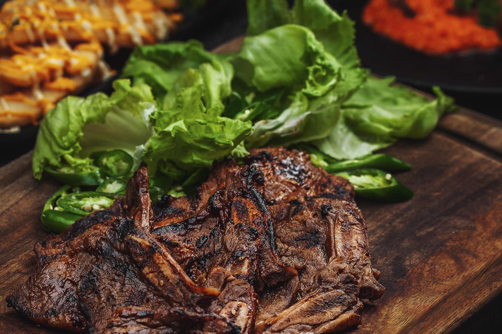 MAINS - MEATS