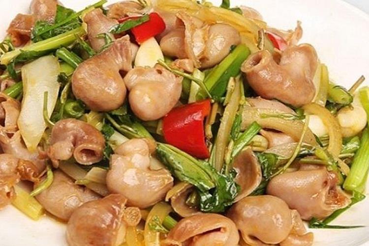 Dưa cải chua xào bao tử cá