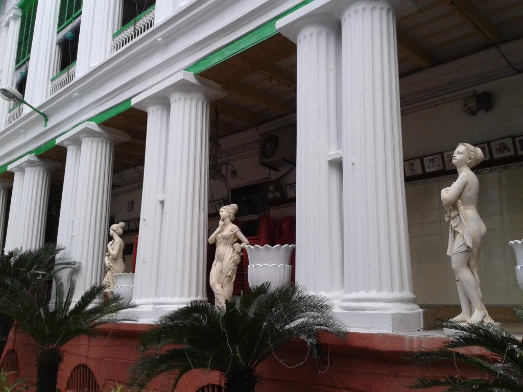 Marble statues adorn a corridor at Pathuriaghata Ghosh mansion Photo Courtesy : Supriyo Dutta