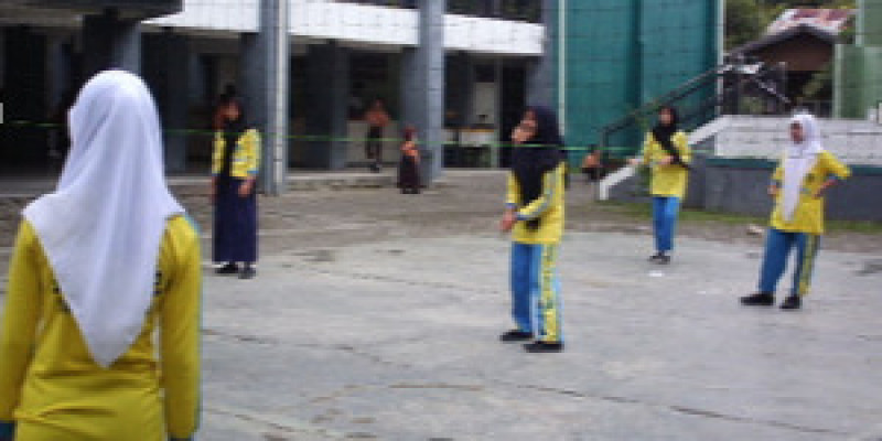 GURU BERBAGI | Passing Bawah dan Passing Atas Gerak Pesifik Permainan Bola Besar Atau Tradisional GURU BERBAGI | Passing Bawah dan Passing Atas - Gerak Pesifik Permainan Bola Besar Atau Tradisional