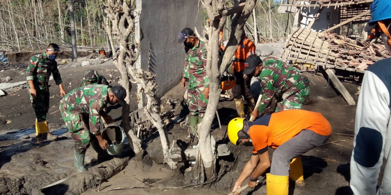 GURU BERBAGI | Menganalisis Macam-macam perilaku Sabar