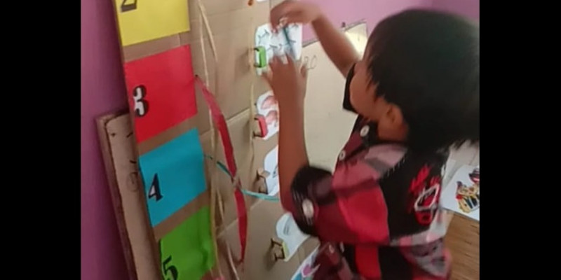 Guru Berbagi Bermain Ape Jesika Sederhana Untuk Meningkatkan 6 Aspek Perkembangan Anak