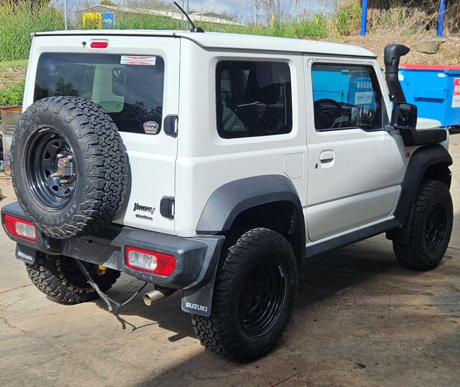 View Auto part Left Front Door Suzuki Jimny 2019