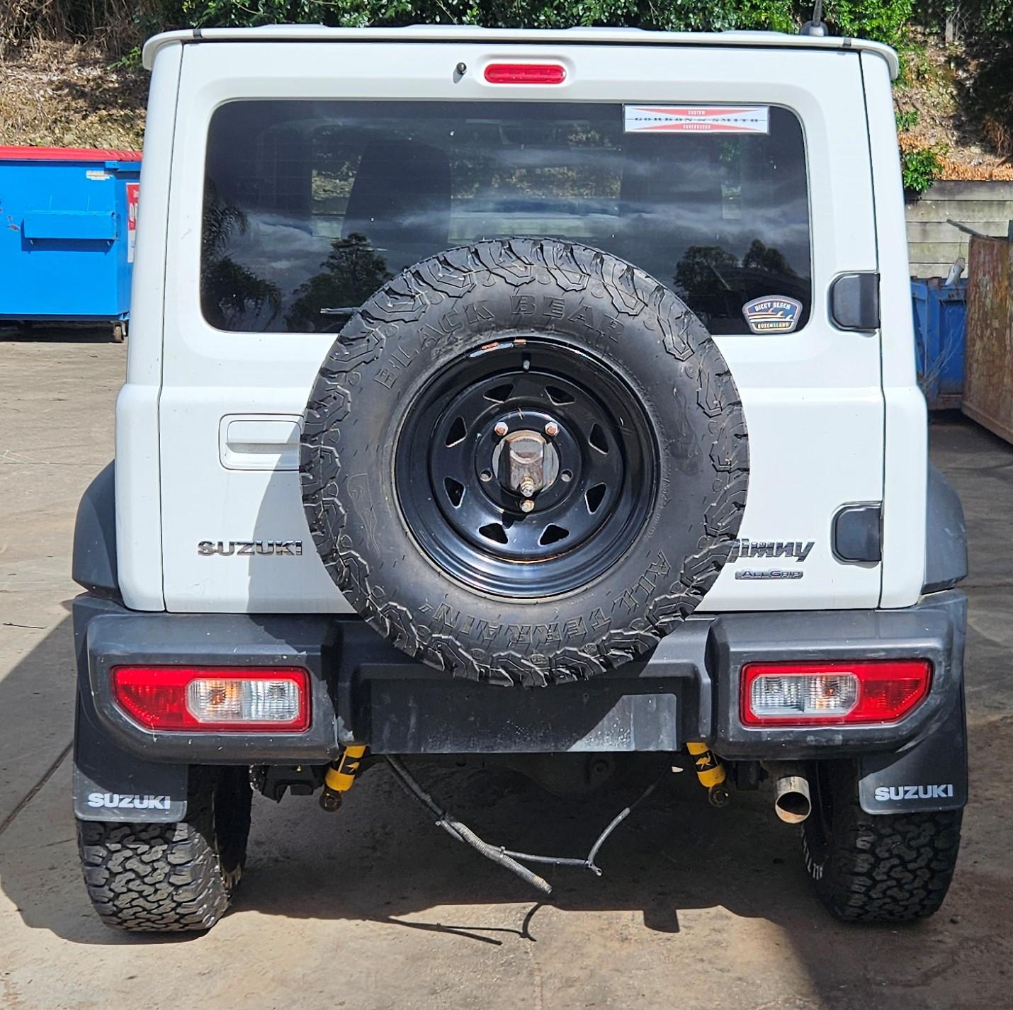 View Auto part Left Front Door Suzuki Jimny 2019