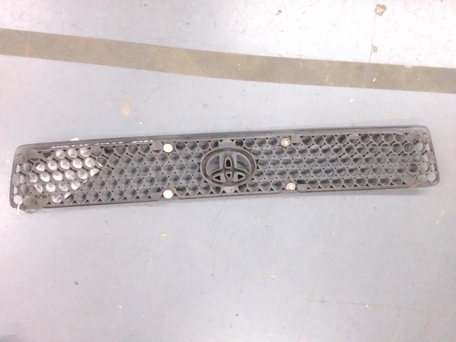 View Auto part Grille Toyota Rav4 1995