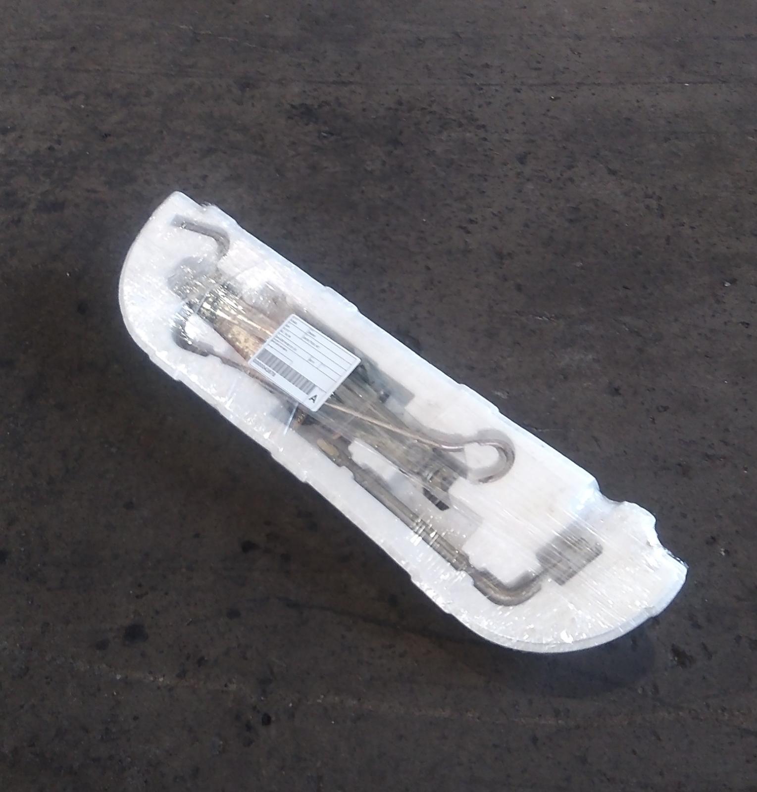 2019 Suzuki Jimny Jack/Tool Kit View Auto part Jack/Tool Kit Suzuki Jimny 2019