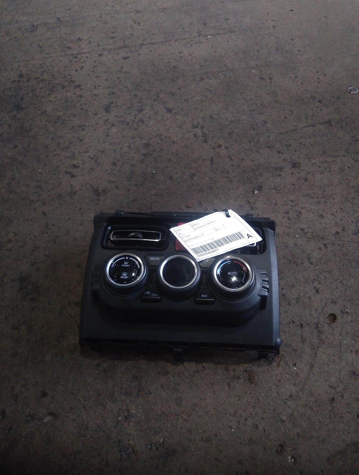 View Auto part Heater/Ac Controls Suzuki Jimny 2019