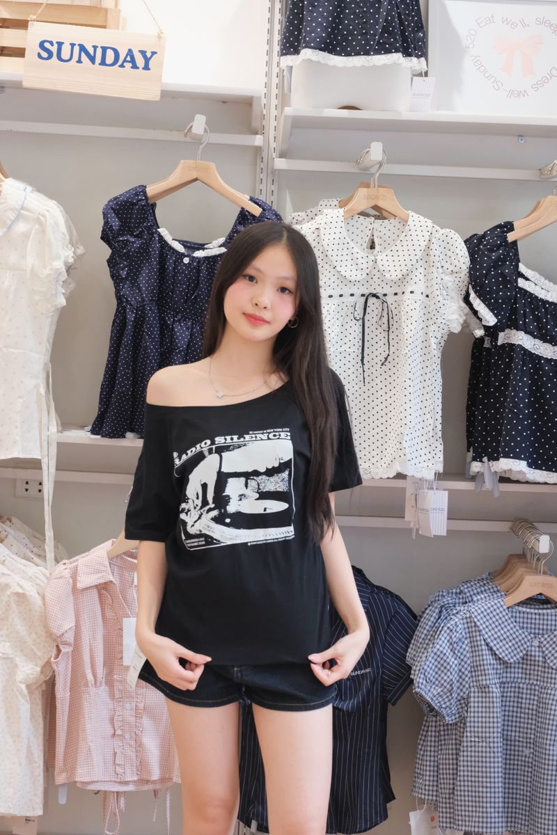 RADIO Off Shoulder thumbnail 2