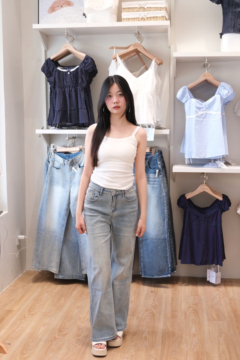 9636 sunday jeans thumbnail 2