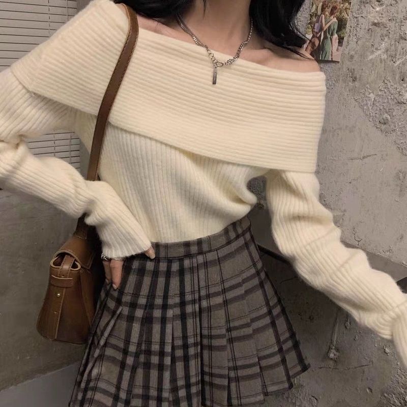 Knitted Off shoulder ( Milk )