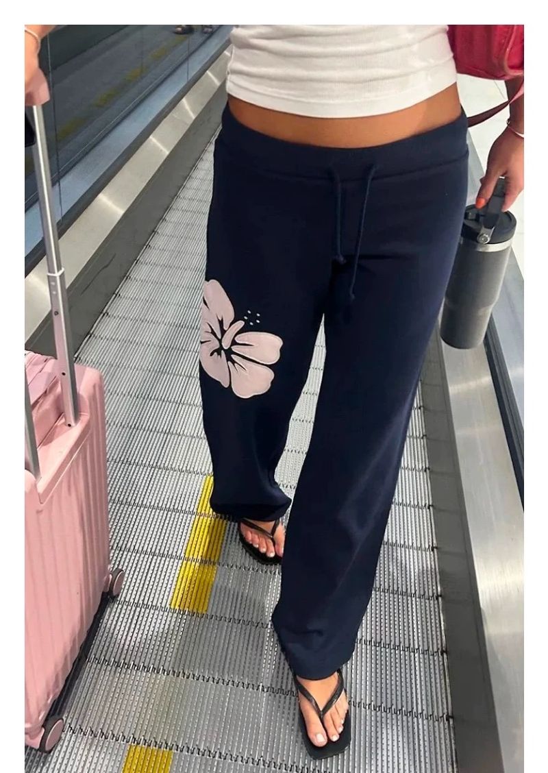 Flowering sweatpants thumbnail 3